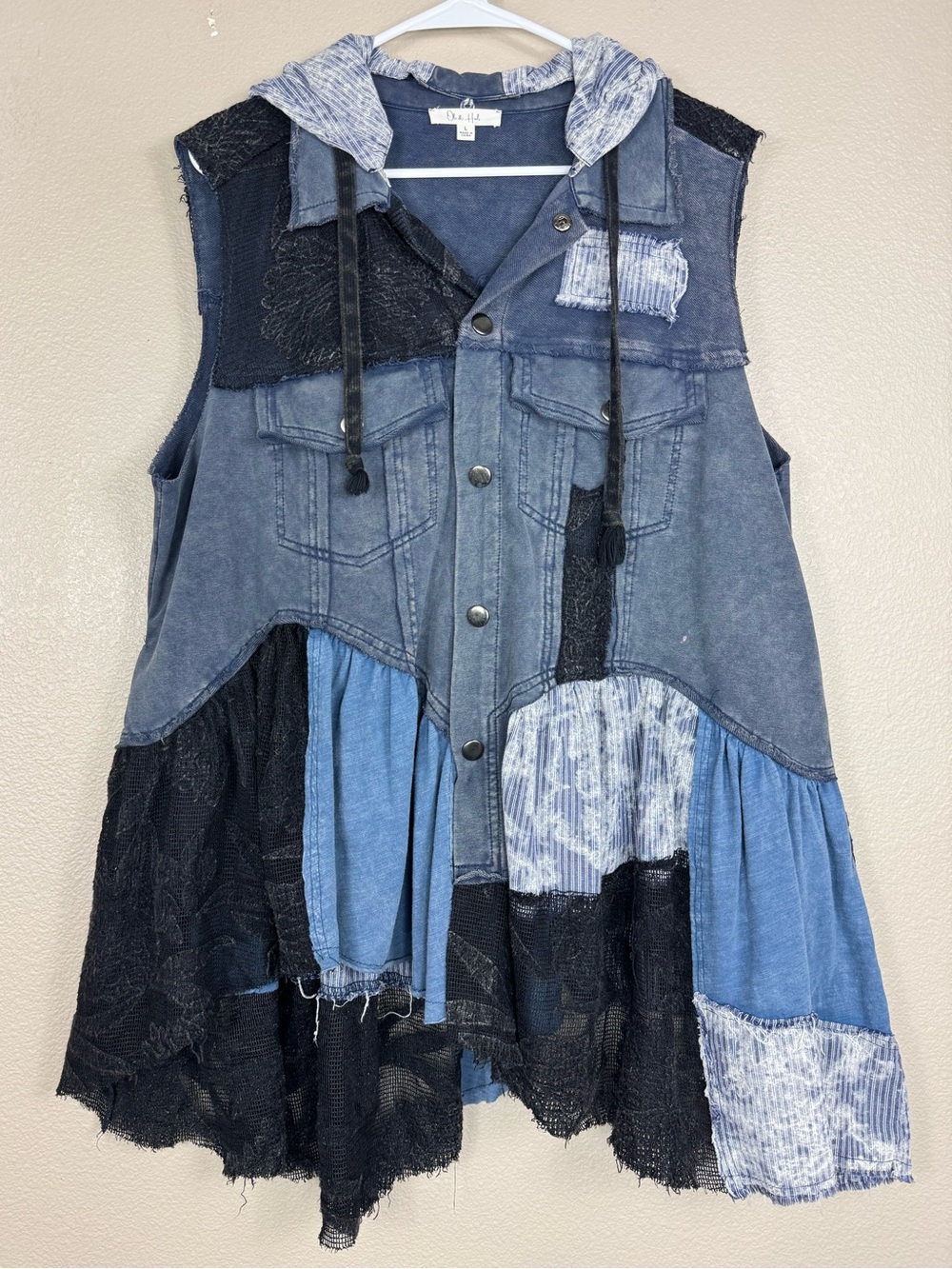 Oli & Hali patchwork sleeveless button down Top assymetrical western lace